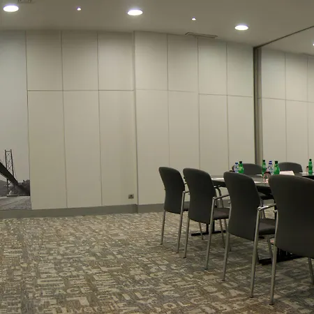 Mercure מלון 4*