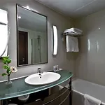 Mercure ליסבון