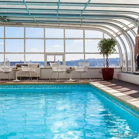 Mercure فندق 4*